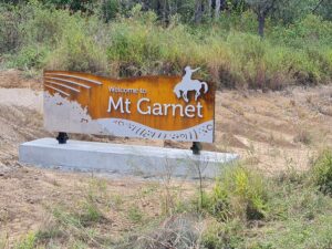 Mount Garnet town entry sign